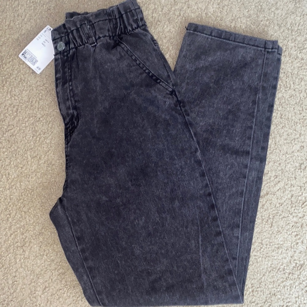High waisted black acid wash H&M girls jeans size 20 in girls